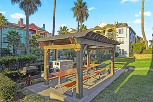 7000 Seawall Blvd, Galveston, TX 77551 - Photo 24