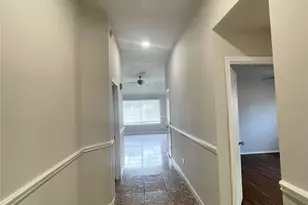 2831 Sockeye Dr, Houston, TX 77045 - Photo 2