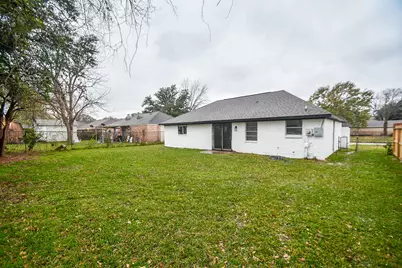 8702 Brock Park Boulevard, Houston, TX 77078 - Photo 32