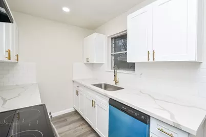 8702 Brock Park Boulevard, Houston, TX 77078 - Photo 16