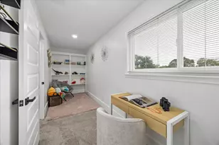 7711 Meadowvale Dr, Houston, TX 77063 - Photo 30