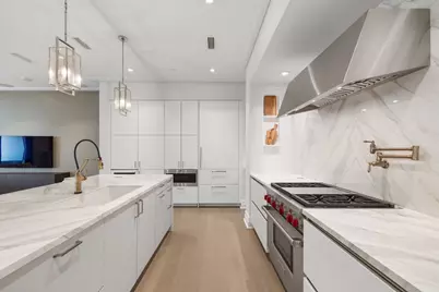 6017 Memorial Drive #305, Houston, TX 77007 - Photo 12