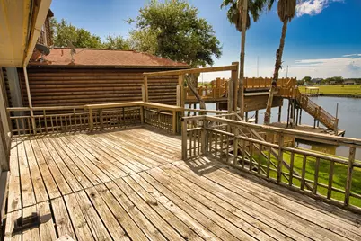 876 County Road 298, Sargent, TX 77414 - Photo 6