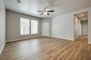 107 Pk Pl Cir, Waller, TX 77484 - Photo 2