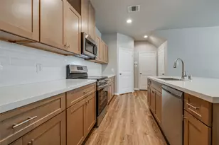 107 Pk Pl Cir, Waller, TX 77484 - Photo 12