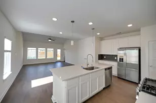 32511 Midsummer Dr, Fulshear, TX 77441 - Photo 2
