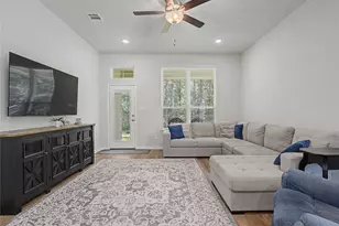 3721 Youpon Ln, Huntsville, TX 77340 - Photo 12