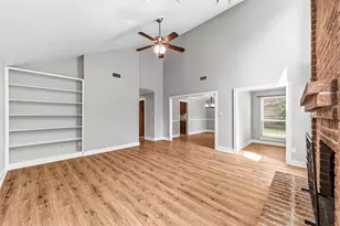 1410 Park Wind Dr, Katy, TX 77450 - Photo 4