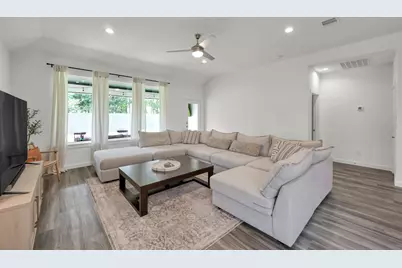 14146 Primrose Ridge Lane, Conroe, TX 77384 - Photo 6