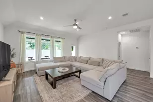 14146 Primrose Rdg Ln, Conroe, TX 77384 - Photo 6