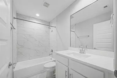 911 W 35th Street #E, Houston, TX 77018 - Photo 32