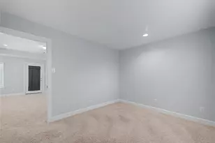 911 W 35th St, Houston, TX 77018 - Photo 34