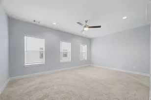 911 W 35th St, Houston, TX 77018 - Photo 18