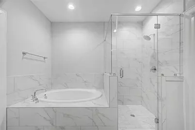 911 W 35th Street #E, Houston, TX 77018 - Photo 22
