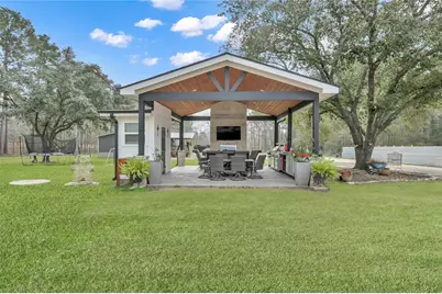 10677 Fm 2432 Road, Conroe, TX 77303 - Photo 12