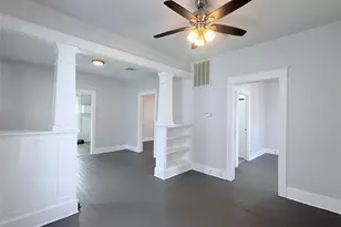 1924 26th St, Galveston, TX 77550 - Photo 6
