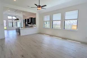 18020 Brennie Bird Ln, Conroe, TX 77302 - Photo 10