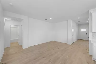 31143 Warwick Coast Court, Fulshear, TX 77441 - Photo 12