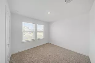 31143 Warwick Coast Ct, Fulshear, TX 77441 - Photo 6