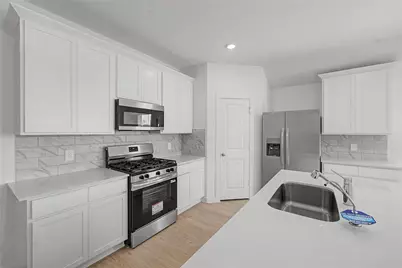 31143 Warwick Coast Court, Fulshear, TX 77441 - Photo 20