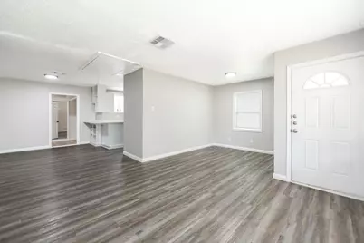 6002 Doulton Drive, Houston, TX 77033 - Photo 4