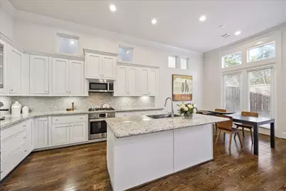 10950 Wrenwood Green, Houston, TX 77043 - Photo 8