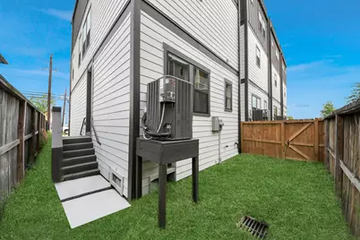 2426 Ella Boulevard, Houston, TX 77008 - Photo 42