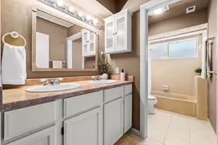 306 Rolling Hills Dr, Conroe, TX 77304 - Photo 28