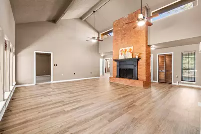 306 Rolling Hills Drive, Conroe, TX 77304 - Photo 6