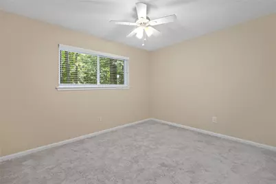 603 Hillcrest Circle, Huntsville, TX 77340 - Photo 16