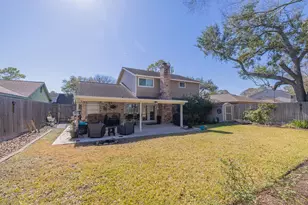 11918 Dorrance Ln, Meadows Place, TX 77477 - Photo 4