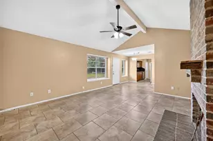 8410 Garden Parks Dr, Houston, TX 77075 - Photo 10