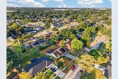 8410 Garden Parks Drive, Houston, TX 77075 - Photo 38