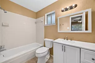 8410 Garden Parks Dr, Houston, TX 77075 - Photo 22