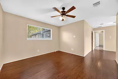 8410 Garden Parks Drive, Houston, TX 77075 - Photo 20