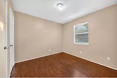 8410 Garden Parks Drive, Houston, TX 77075 - Photo 28