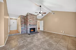8410 Garden Parks Dr, Houston, TX 77075 - Photo 8