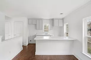 612 1/2 W Alabama St, Houston, TX 77006 - Photo 1