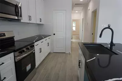 11387 Underwood Street, Willis, TX 77318 - Photo 6