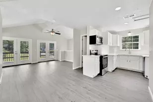 31 Montego Way, Point Blank, TX 77364 - Photo 10