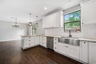 3202 Breezy Pines Ct, Houston, TX 77339 - Photo 6