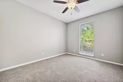 3202 Breezy Pines Court, Houston, TX 77339 - Photo 20
