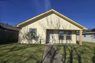 3220 Iowa St, Baytown, TX 77520 - Photo 1