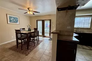 10183 Beekman Pl Dr, Houston, TX 77043 - Photo 12
