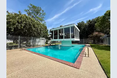 10183 Beekman Place Drive, Houston, TX 77043 - Photo 4