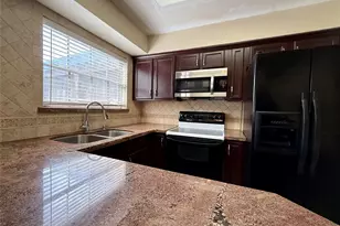 10183 Beekman Pl Dr, Houston, TX 77043 - Photo 8