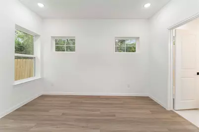 5105 Mallow Street #A/B, Houston, TX 77033 - Photo 28