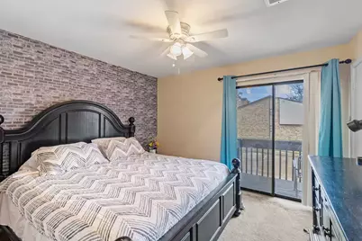 2521 Crosstimbers Street #H3, Huntsville, TX 77320 - Photo 22