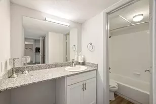 10101 Forum Park Dr, Houston, TX 77036 - Photo 4