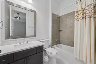 10 Venetia Grove Dr, Tomball, TX 77375 - Photo 24